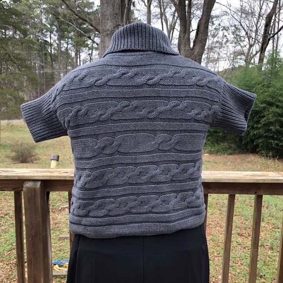 Talbots Gray Short Sleeve Cable Sweater - Picture 2 of 4